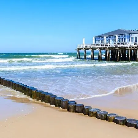 Directly By The Sea, Apartment